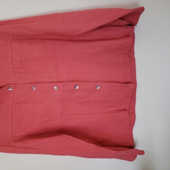 Chicos midweight linen blend, salmon color, shell button down shirt shacket Sz 1 - Picture 3 of 10